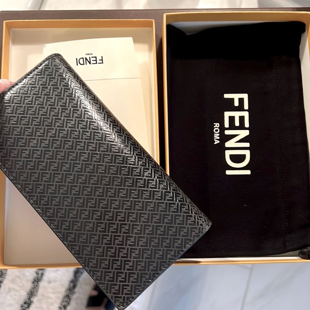 Fendi FF Motif Continental Wallet. Perfect condition! Used a handful of times!